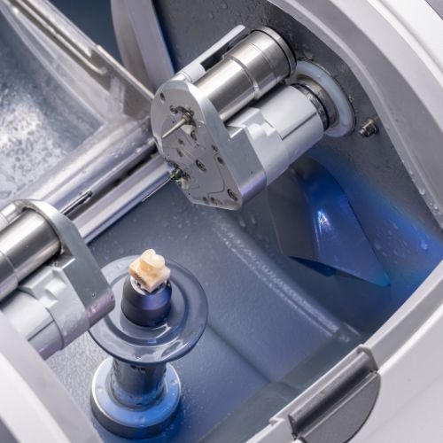 Fabricación de prótesis en el laboratorio digital dental con tecnología CAD CAM Peña dental